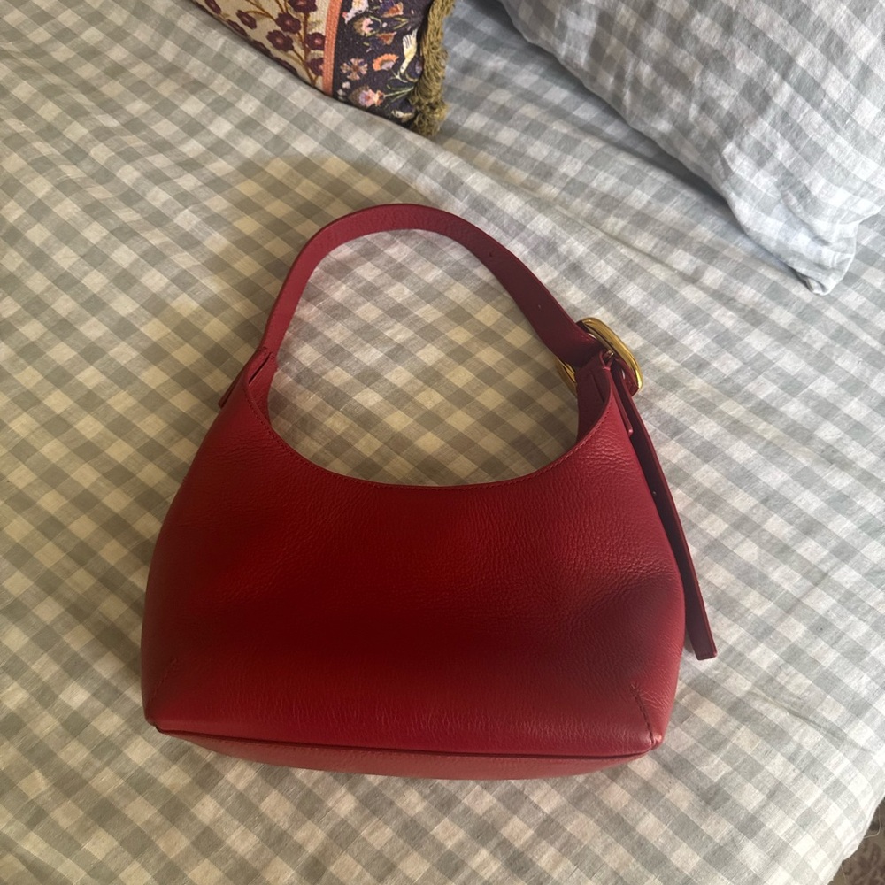 The Sculptural-Buckle Shoulder Bag in Red - Picture 3 of 5